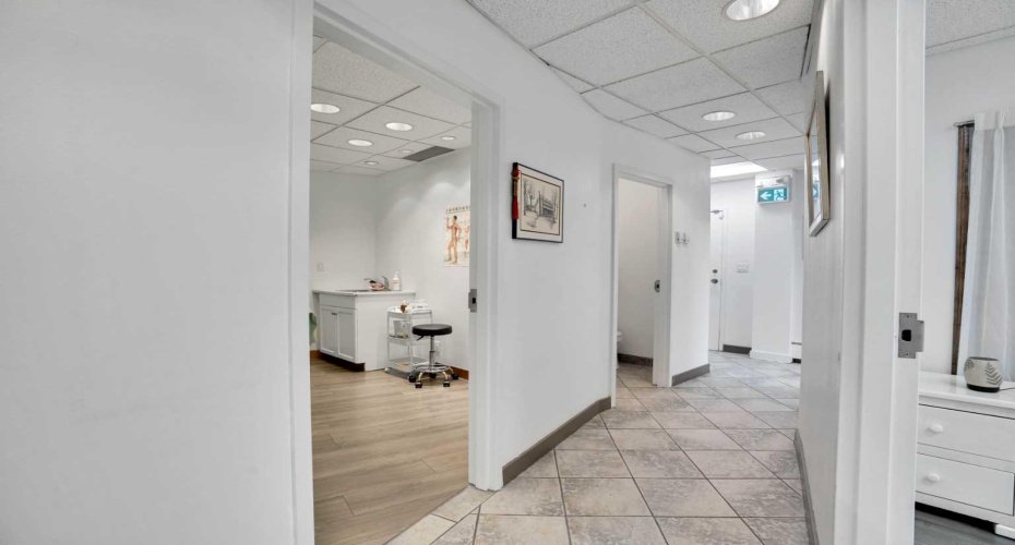 1330 12 Avenue, Calgary, Alberta T3C 0P5, ,Commercial,For Lease,12,A2256771