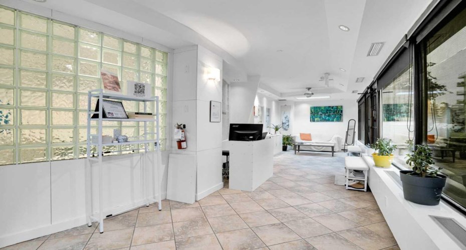 1330 12 Avenue, Calgary, Alberta T3C 0P5, ,Commercial,For Lease,12,A2256771