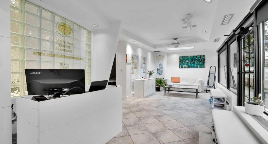 1330 12 Avenue, Calgary, Alberta T3C 0P5, ,Commercial,For Lease,12,A2256771