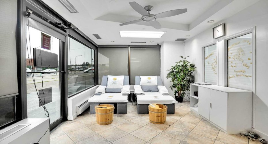 1330 12 Avenue, Calgary, Alberta T3C 0P5, ,Commercial,For Lease,12,A2256771