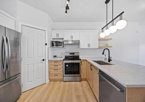 2066 Luxstone Boulevard, Airdrie, Alberta T4B 0L1, 3 Bedrooms Bedrooms, ,2 BathroomsBathrooms,Residential,For Sale,Luxstone,A2263906