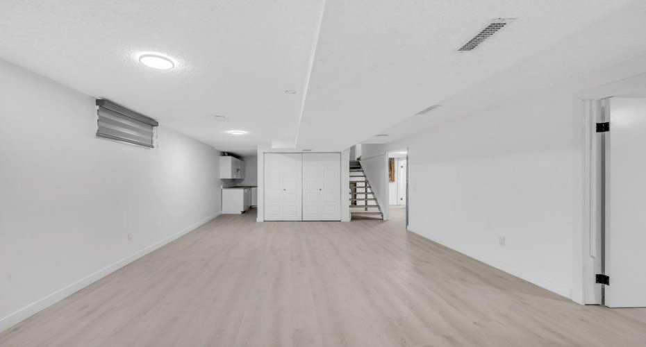 159 Falwood Way, Calgary, Alberta T3J 1A8, 5 Bedrooms Bedrooms, ,2 BathroomsBathrooms,Residential,For Sale,Falwood,A2264738