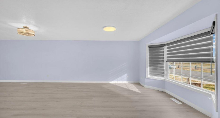 159 Falwood Way, Calgary, Alberta T3J 1A8, 5 Bedrooms Bedrooms, ,2 BathroomsBathrooms,Residential,For Sale,Falwood,A2264738