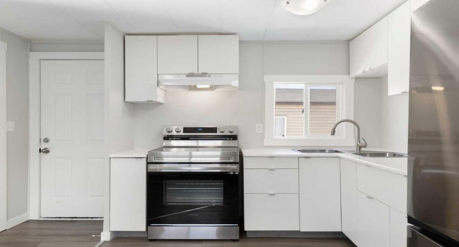 6220 17 Avenue, Calgary, Alberta T2A 0W6, 2 Bedrooms Bedrooms, ,1 BathroomBathrooms,Mobile,For Sale,17,A2259576