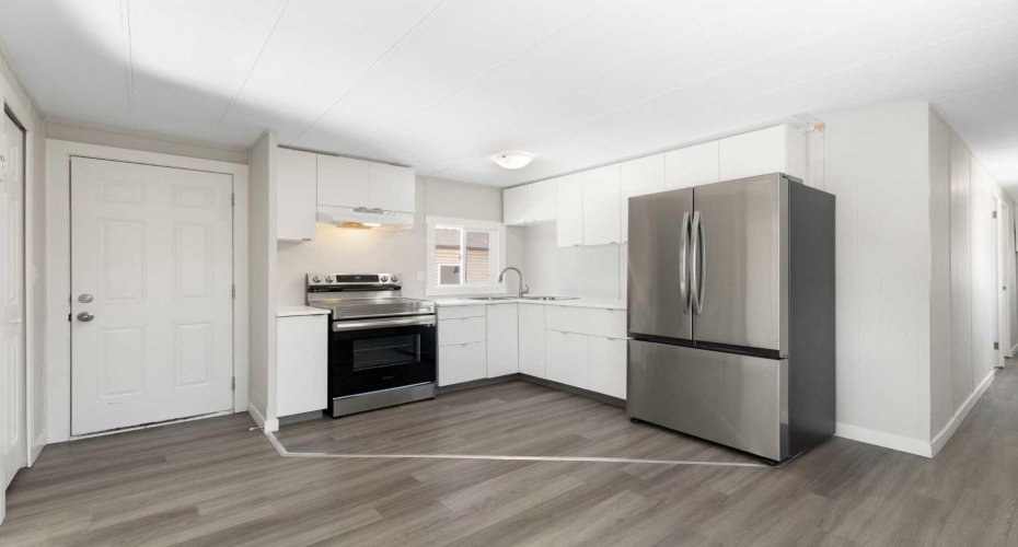 6220 17 Avenue, Calgary, Alberta T2A 0W6, 2 Bedrooms Bedrooms, ,1 BathroomBathrooms,Mobile,For Sale,17,A2259576