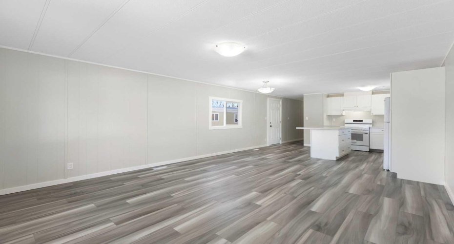 6220 17 Avenue, Calgary, Alberta T2A 0W6, 2 Bedrooms Bedrooms, ,1 BathroomBathrooms,Mobile,For Sale,17,A2259593