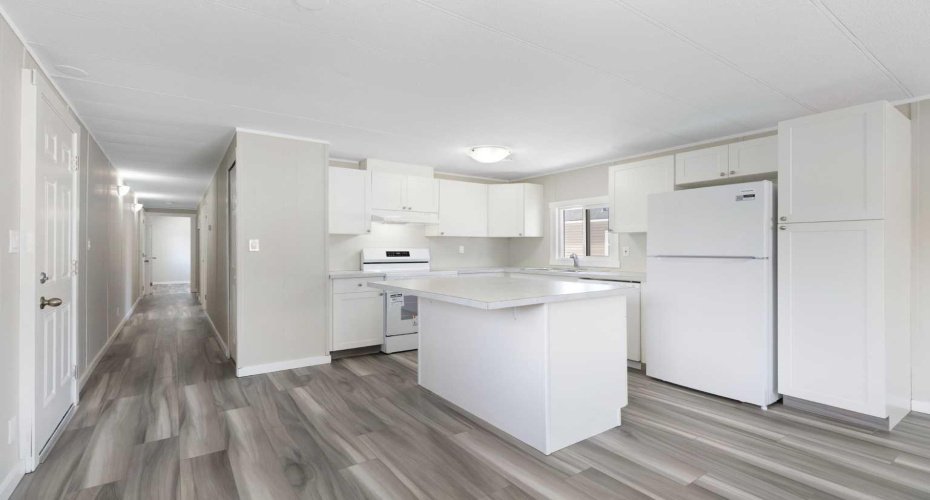 6220 17 Avenue, Calgary, Alberta T2A 0W6, 2 Bedrooms Bedrooms, ,1 BathroomBathrooms,Mobile,For Sale,17,A2259593