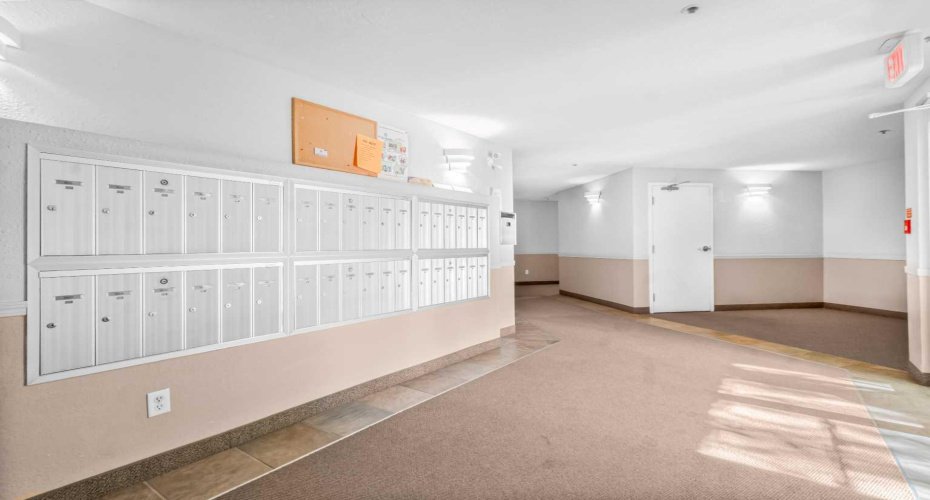 Mailbox/Lobby Area