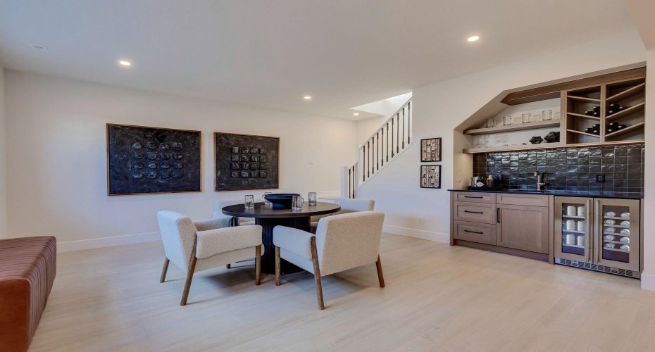 8 Calais Lane, Calgary, Alberta T3E 7K1, 2 Bedrooms Bedrooms, ,3 BathroomsBathrooms,Residential,For Sale,Calais,A2265048