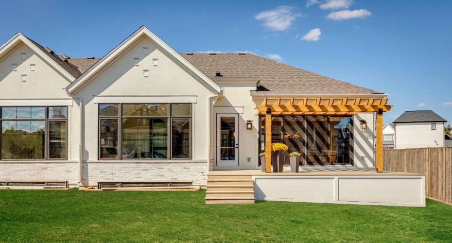 8 Calais Lane, Calgary, Alberta T3E 7K1, 2 Bedrooms Bedrooms, ,3 BathroomsBathrooms,Residential,For Sale,Calais,A2265048