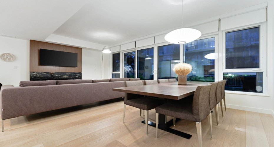 128 Waterfront Court, Calgary, Alberta T2P1K9, 2 Bedrooms Bedrooms, ,3 BathroomsBathrooms,Residential,For Sale,Waterfront,A2264821