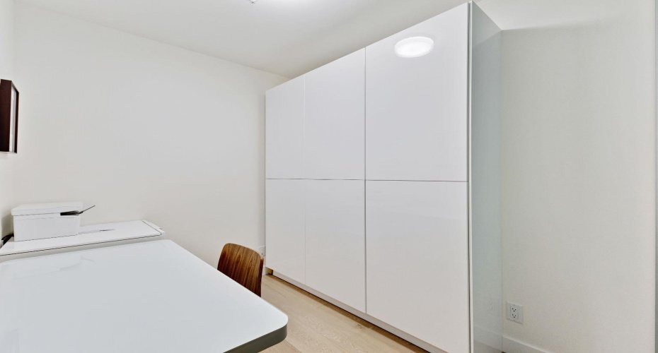 128 Waterfront Court, Calgary, Alberta T2P1K9, 2 Bedrooms Bedrooms, ,3 BathroomsBathrooms,Residential,For Sale,Waterfront,A2264821