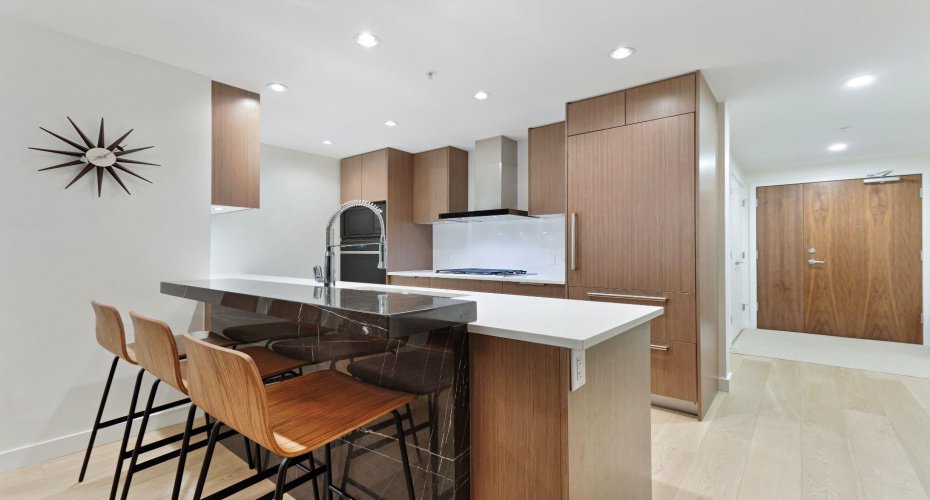 128 Waterfront Court, Calgary, Alberta T2P1K9, 2 Bedrooms Bedrooms, ,3 BathroomsBathrooms,Residential,For Sale,Waterfront,A2264821