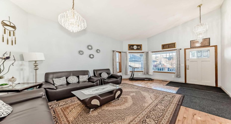 11 San Diego Green, Calgary, Alberta T1Y 7C4, 4 Bedrooms Bedrooms, ,3 BathroomsBathrooms,Residential,For Sale,San Diego,A2264960