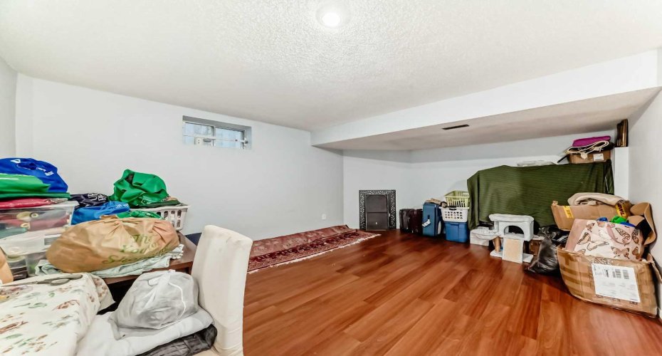 11 San Diego Green, Calgary, Alberta T1Y 7C4, 4 Bedrooms Bedrooms, ,3 BathroomsBathrooms,Residential,For Sale,San Diego,A2264960