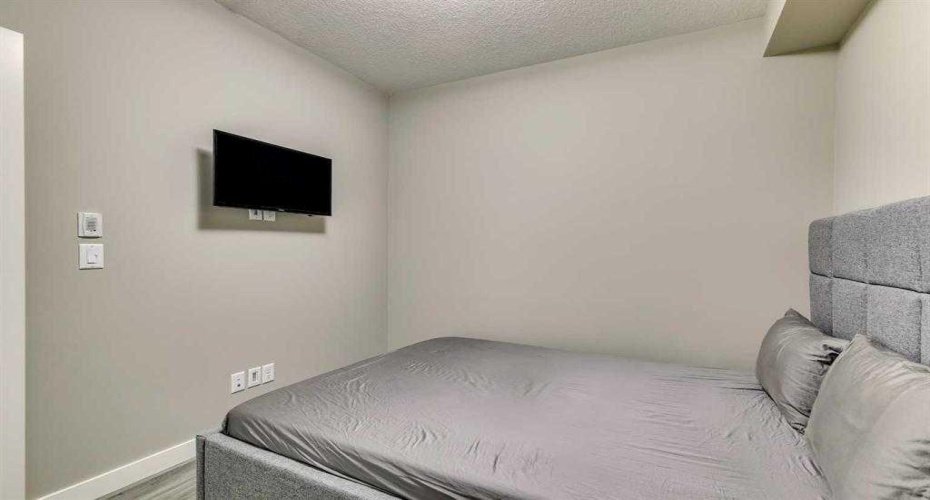 20 Sage Hill, Calgary, Alberta T3R 1Z5, 1 Bedroom Bedrooms, ,1 BathroomBathrooms,Residential,For Sale,Sage Hill,A2263535