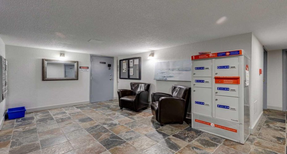 1320 12 Avenue, Calgary, Alberta T3C3R6, 2 Bedrooms Bedrooms, ,1 BathroomBathrooms,Residential,For Sale,12,A2265296