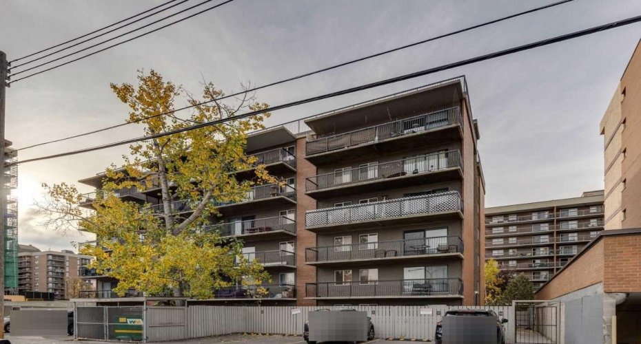 1320 12 Avenue, Calgary, Alberta T3C3R6, 2 Bedrooms Bedrooms, ,1 BathroomBathrooms,Residential,For Sale,12,A2265296