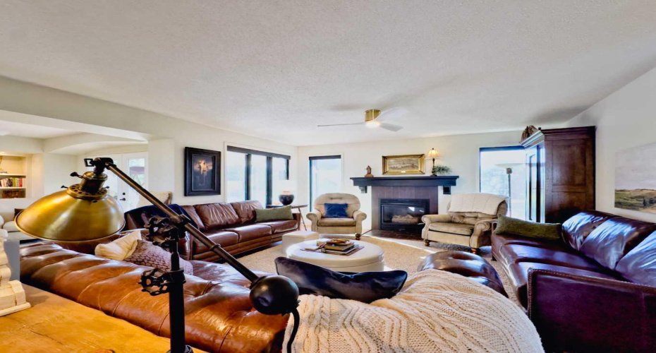 42082 Range Road 274, Hill Spring, Alberta T0K 1E0, 6 Bedrooms Bedrooms, ,4 BathroomsBathrooms,Residential,For Sale,Range Road 274,A2262252