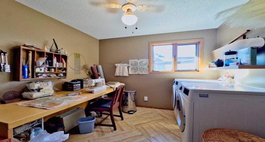 42082 Range Road 274, Hill Spring, Alberta T0K 1E0, 6 Bedrooms Bedrooms, ,4 BathroomsBathrooms,Residential,For Sale,Range Road 274,A2262252