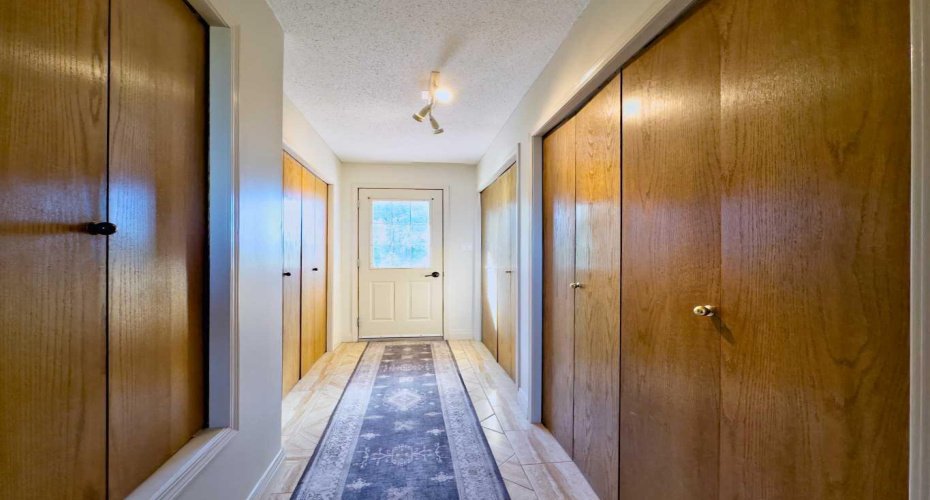 42082 Range Road 274, Hill Spring, Alberta T0K 1E0, 6 Bedrooms Bedrooms, ,4 BathroomsBathrooms,Residential,For Sale,Range Road 274,A2262252