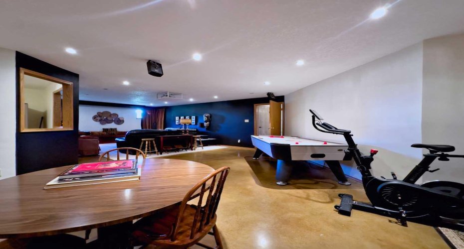 42082 Range Road 274, Hill Spring, Alberta T0K 1E0, 6 Bedrooms Bedrooms, ,4 BathroomsBathrooms,Residential,For Sale,Range Road 274,A2262252