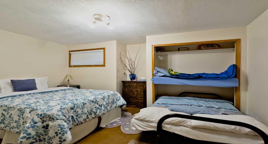 42082 Range Road 274, Hill Spring, Alberta T0K 1E0, 6 Bedrooms Bedrooms, ,4 BathroomsBathrooms,Residential,For Sale,Range Road 274,A2262252
