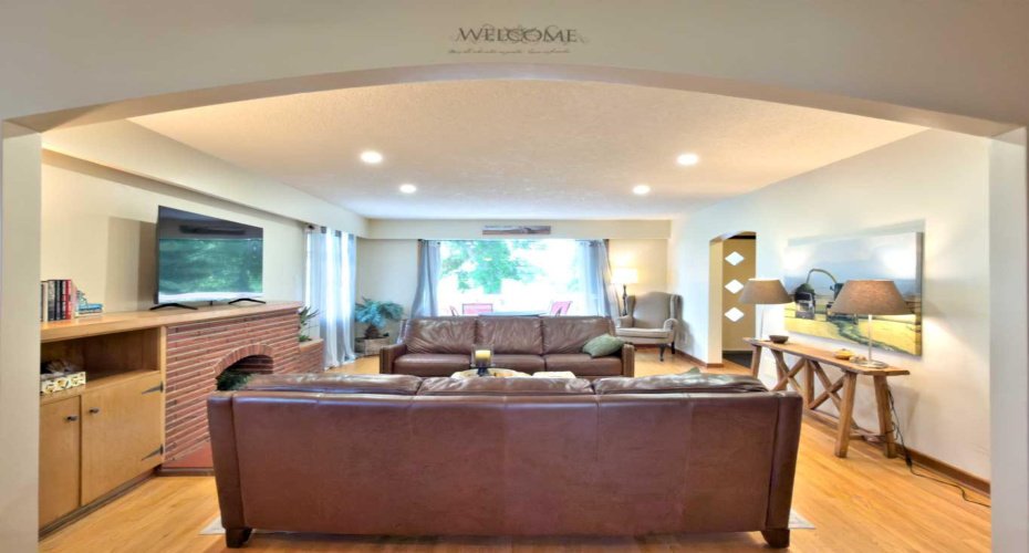 42082 Range Road 274, Hill Spring, Alberta T0K 1E0, 6 Bedrooms Bedrooms, ,4 BathroomsBathrooms,Residential,For Sale,Range Road 274,A2262252