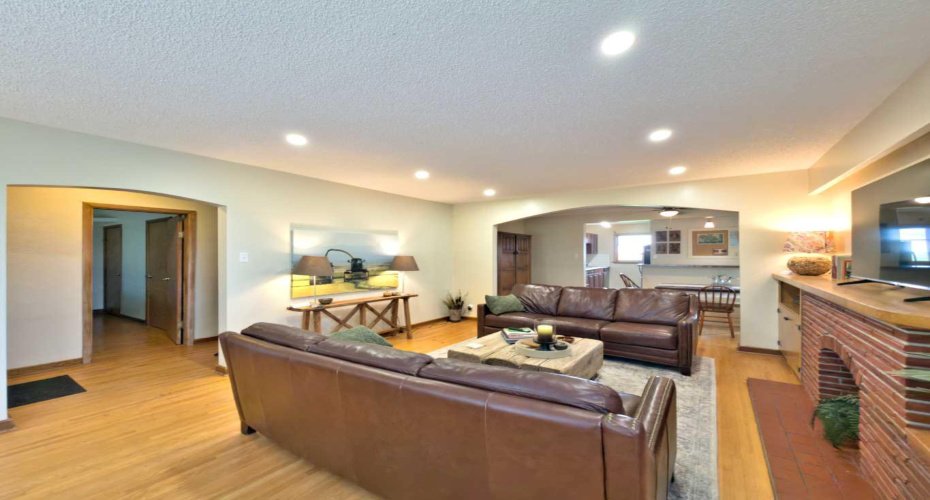 42082 Range Road 274, Hill Spring, Alberta T0K 1E0, 6 Bedrooms Bedrooms, ,4 BathroomsBathrooms,Residential,For Sale,Range Road 274,A2262252