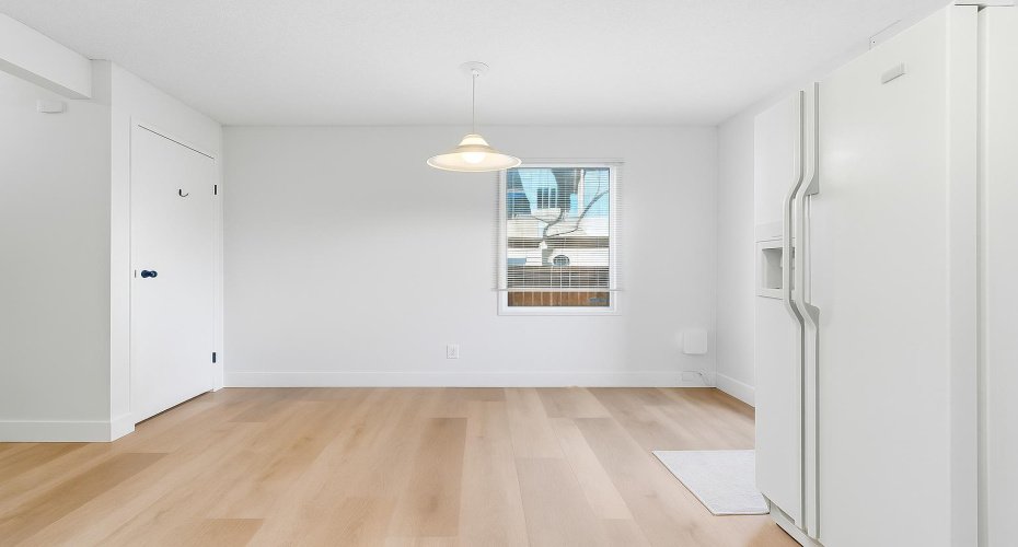 91 Deerfield Drive, Calgary, Alberta T2J 6T9, 3 Bedrooms Bedrooms, ,2 BathroomsBathrooms,Residential,For Sale,Deerfield,A2263400