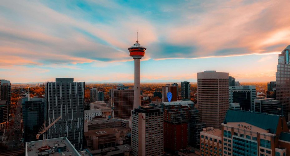 108 9th Avenue, Calgary, Alberta T2P0S9, 2 Bedrooms Bedrooms, ,3 BathroomsBathrooms,Residential,For Sale,9th,A2264092