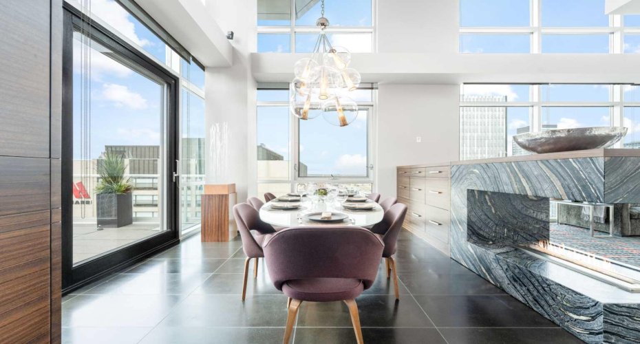 108 9th Avenue, Calgary, Alberta T2P0S9, 2 Bedrooms Bedrooms, ,3 BathroomsBathrooms,Residential,For Sale,9th,A2264092