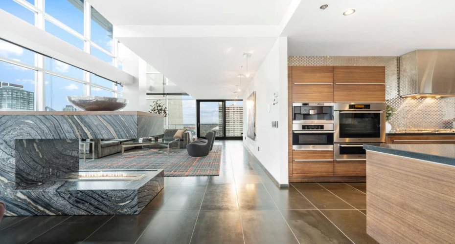 108 9th Avenue, Calgary, Alberta T2P0S9, 2 Bedrooms Bedrooms, ,3 BathroomsBathrooms,Residential,For Sale,9th,A2264092