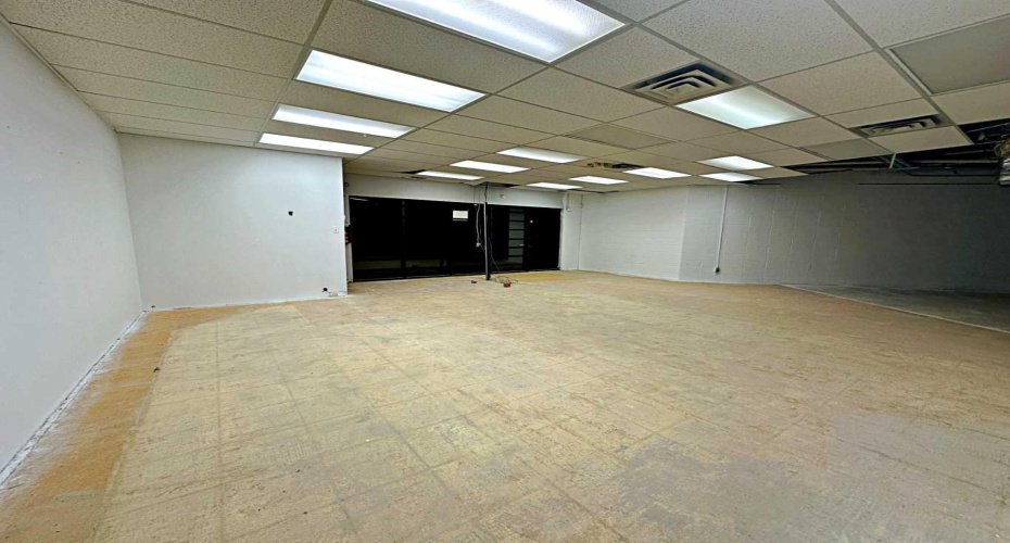 208 Beacon Hill Drive, Fort McMurray, Alberta T9H 2R1, ,Commercial,For Lease,Beacon Hill Shopping Centre ,Beacon Hill,A2265411