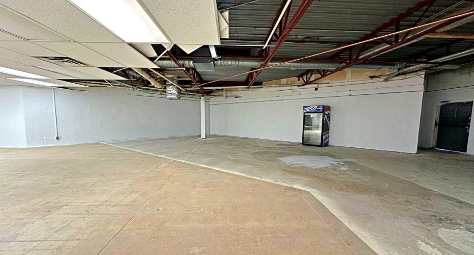 208 Beacon Hill Drive, Fort McMurray, Alberta T9H 2R1, ,Commercial,For Lease,Beacon Hill Shopping Centre ,Beacon Hill,A2265411