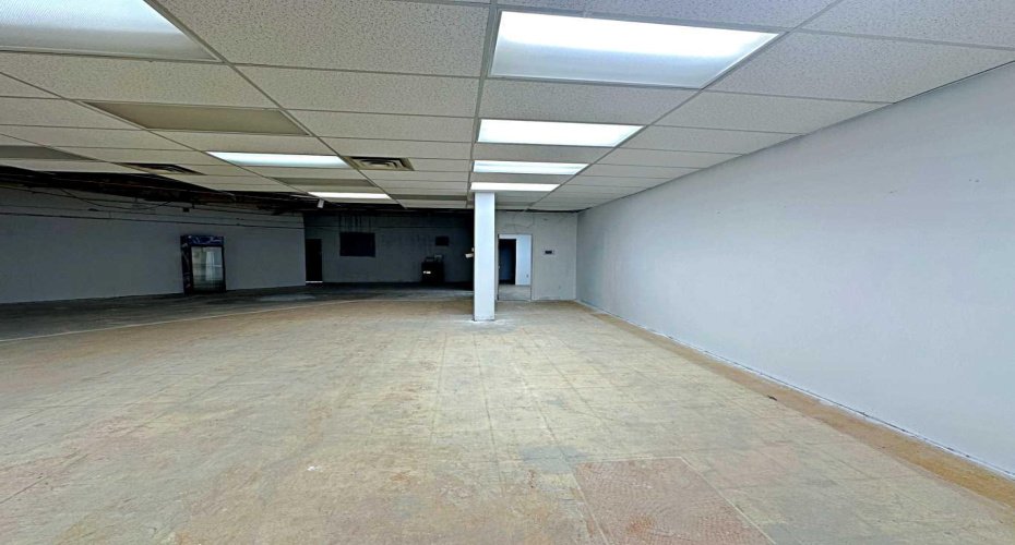 208 Beacon Hill Drive, Fort McMurray, Alberta T9H 2R1, ,Commercial,For Lease,Beacon Hill Shopping Centre ,Beacon Hill,A2265411