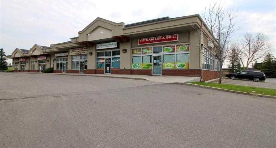 10 Country Hills Landing, Calgary, Alberta T3K5P4, ,Commercial,For Lease,Country Hills,A2265859
