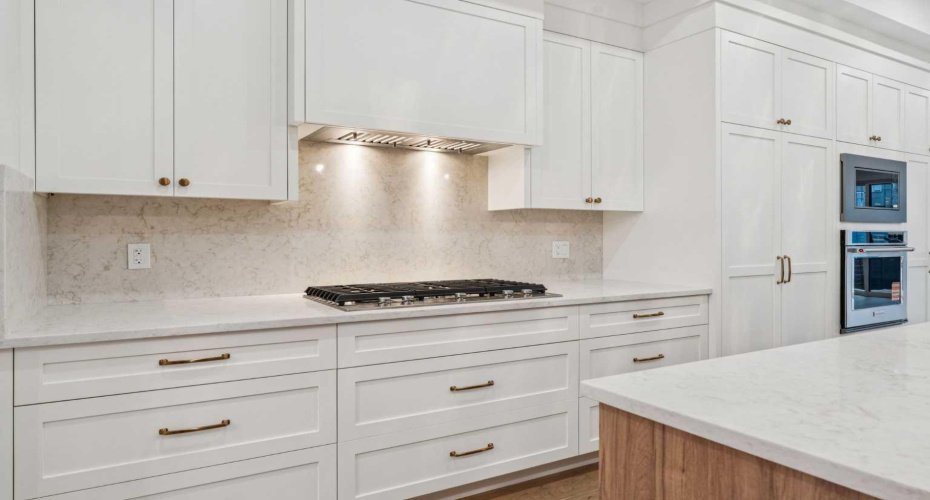 643 36 Street, Calgary, Alberta T3C 1R1, 4 Bedrooms Bedrooms, ,5 BathroomsBathrooms,Residential,For Sale,36,A2265980