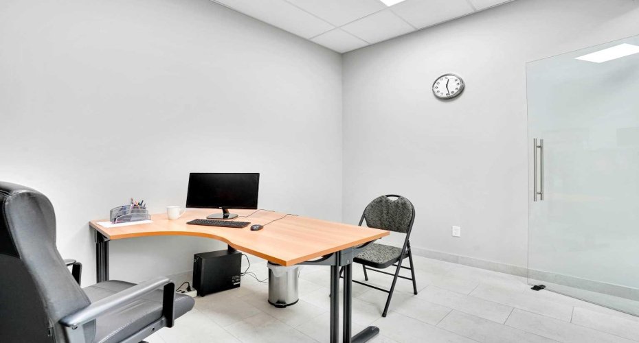 2255 32 Street, Calgary, Alberta T1Y 0C2, ,Commercial,For Sale,32,A2265963