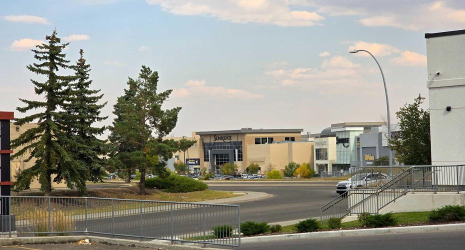 2255 32 Street, Calgary, Alberta T1Y 0C2, ,Commercial,For Sale,32,A2265963