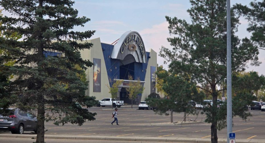 2255 32 Street, Calgary, Alberta T1Y 0C2, ,Commercial,For Sale,32,A2265963