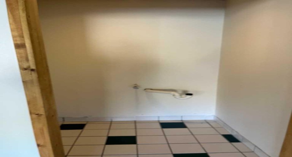 118 First Avenue, Cochrane, Alberta T4C 2K6, ,Commercial,For Lease,First,A2266241