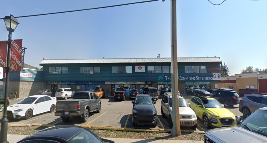 118 First Avenue, Cochrane, Alberta T4C 2K6, ,Commercial,For Lease,First,A2266248