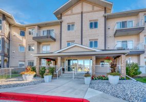 43 Westlake Circle, Strathmore, Alberta T1P 1T6, 2 Bedrooms Bedrooms, ,2 BathroomsBathrooms,Residential,For Sale,Westlake,A2266453