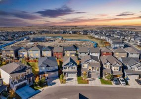 158 Osborne Common, Airdrie, Alberta T4B 5G7, 5 Bedrooms Bedrooms, ,4 BathroomsBathrooms,Residential,For Sale,Osborne,A2262053