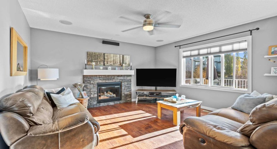 89 Heritage Hill, Cochrane, Alberta T4C 0L3, 4 Bedrooms Bedrooms, ,4 BathroomsBathrooms,Residential,For Sale,Heritage,A2266562