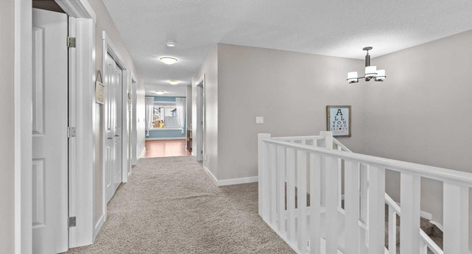 89 Heritage Hill, Cochrane, Alberta T4C 0L3, 4 Bedrooms Bedrooms, ,4 BathroomsBathrooms,Residential,For Sale,Heritage,A2266562