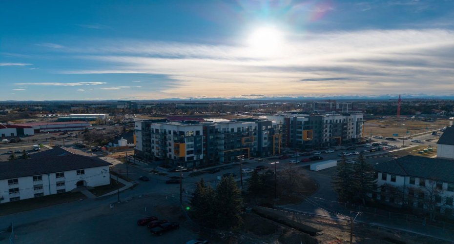 370 Dieppe Drive, Calgary, Alberta T3E 0E6, 1 Bedroom Bedrooms, ,1 BathroomBathrooms,Residential,For Sale,Dieppe,A2266798