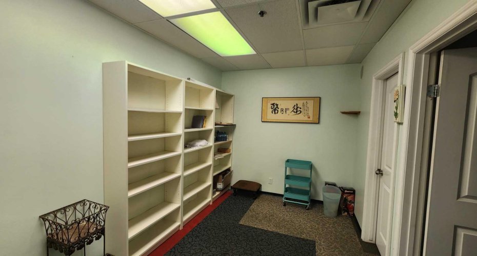 328 Centre Street, Calgary, Alberta T2G 4X6, ,Commercial,For Sale,Centre,A2266912