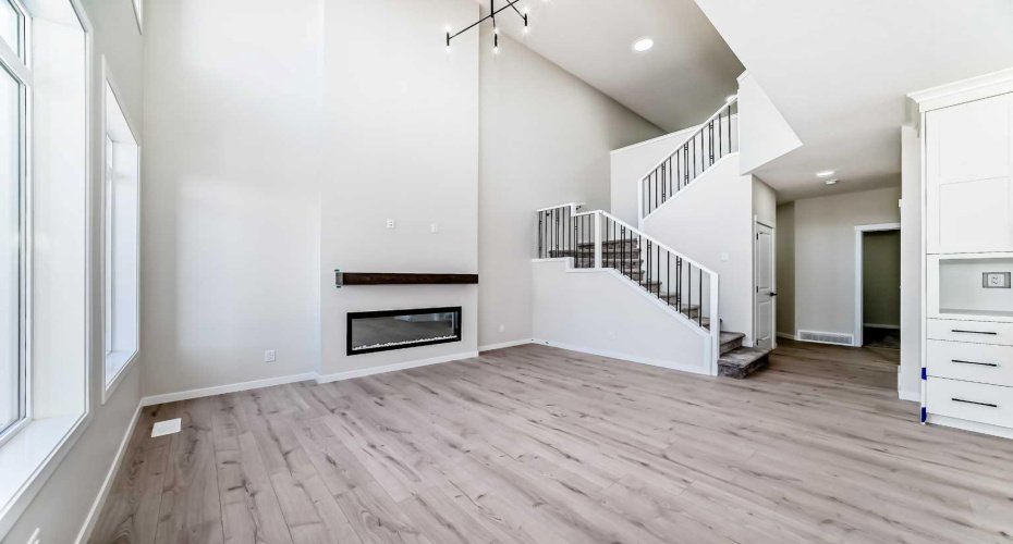 105 Corner Glen Green, Calgary, Alberta T3N 2P7, 4 Bedrooms Bedrooms, ,3 BathroomsBathrooms,Residential,For Sale,Corner Glen,A2266351